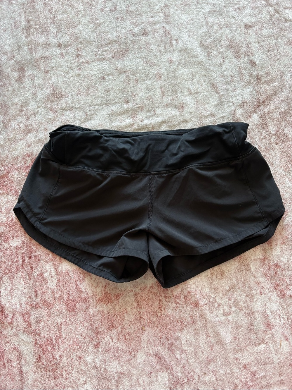 lululemon hotty hot Black Shorts size 2